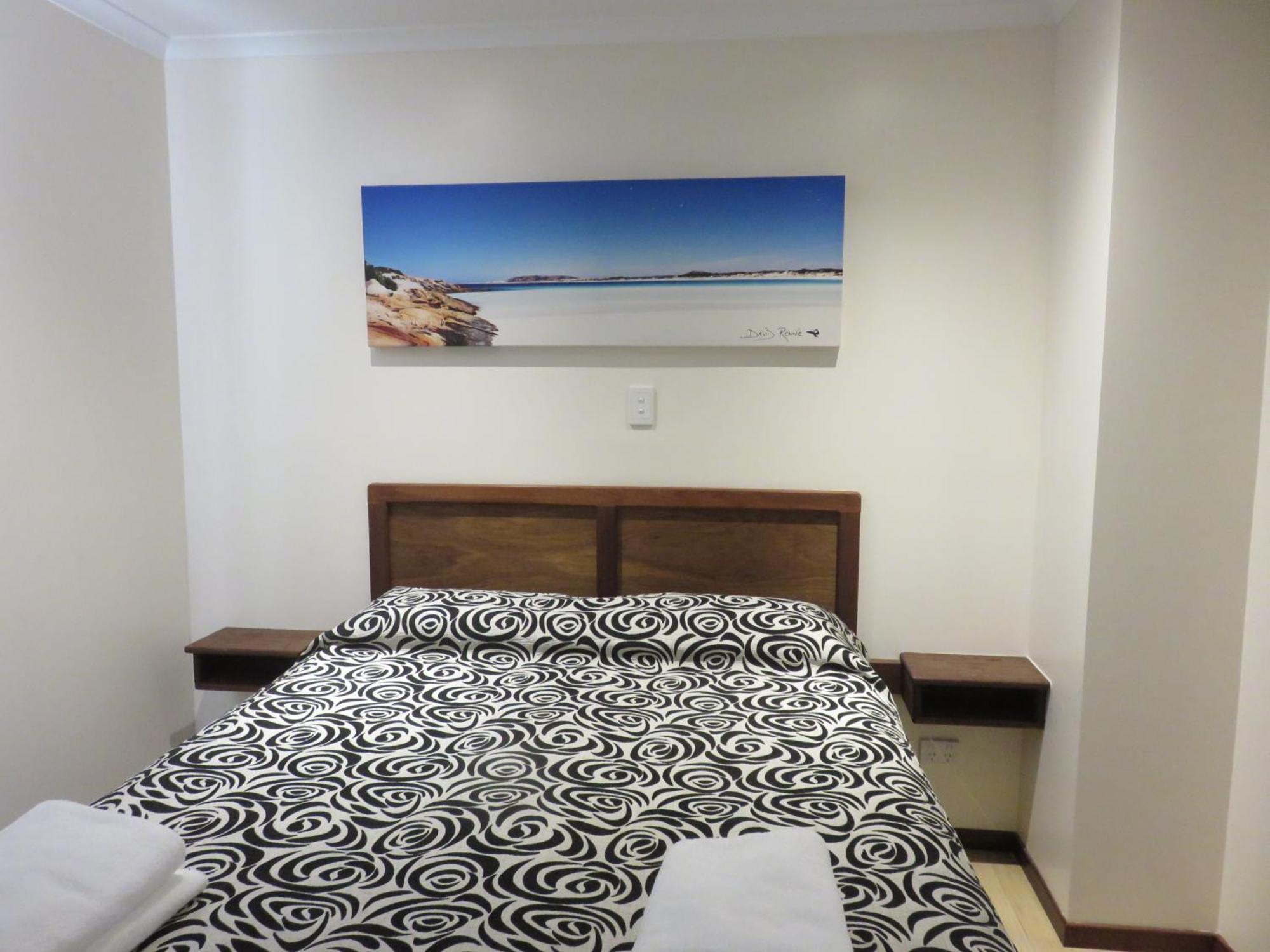 Siesta Park Holiday Resort Absolute Beachfront Resort Басселтон Экстерьер фото